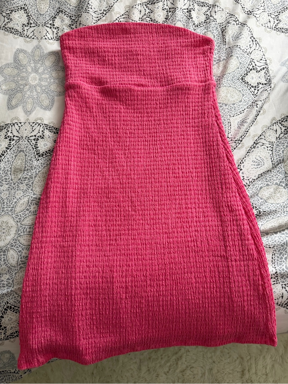 WILFRED STRAPLESS PINK BODYCON DRESS